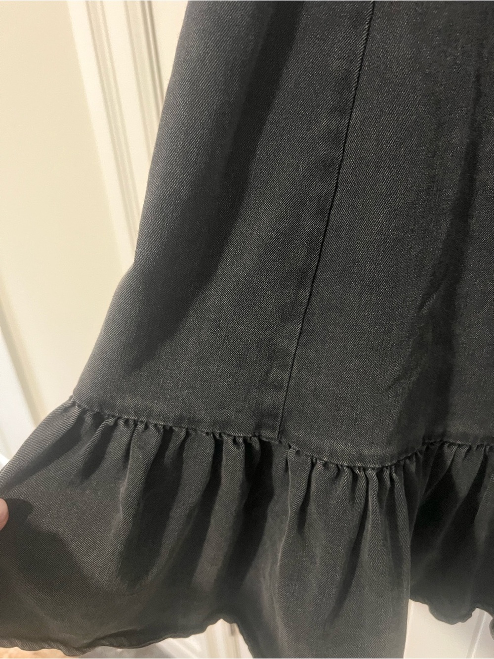 SALTWATER LUXE Emi Washed Black Soft Denim Sweetheart Mini Dress - Picture 4 of 9